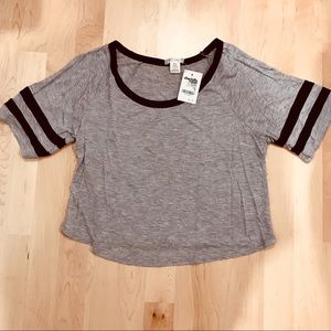 Cropped tee- Charlotte Russe